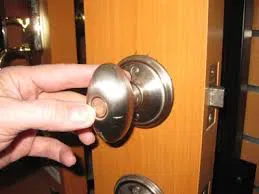 Locksmith Master Store Oak Park, MI 248-468-4343 - door-unlock